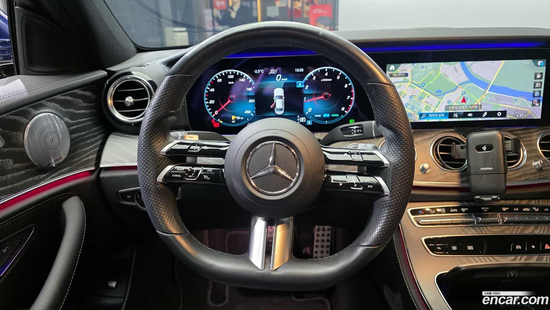 E-Class Mercedes-Benz 2020.10-OPTION-017