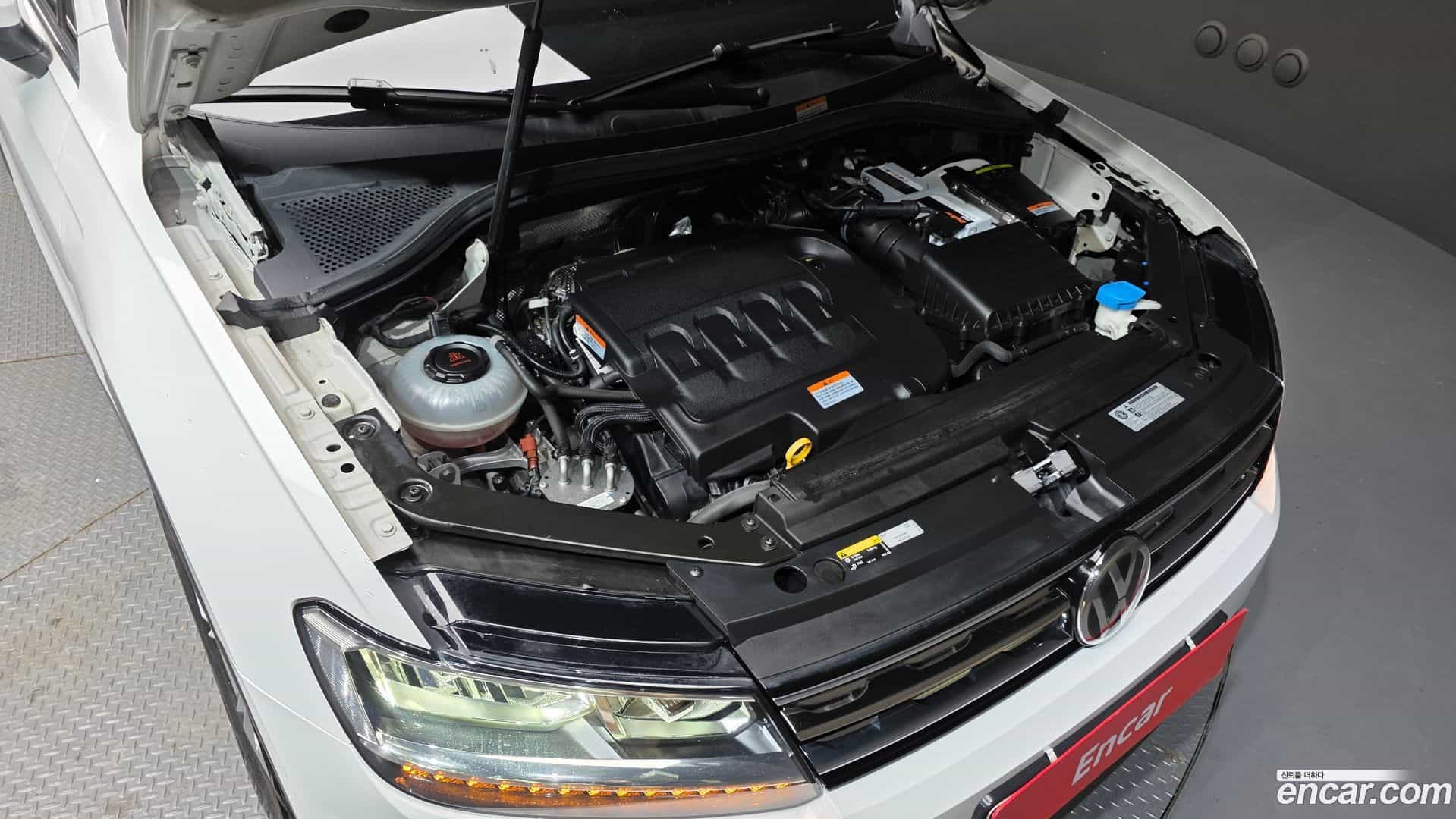 Tiguan Volkswagen 2020.2-INNER-006