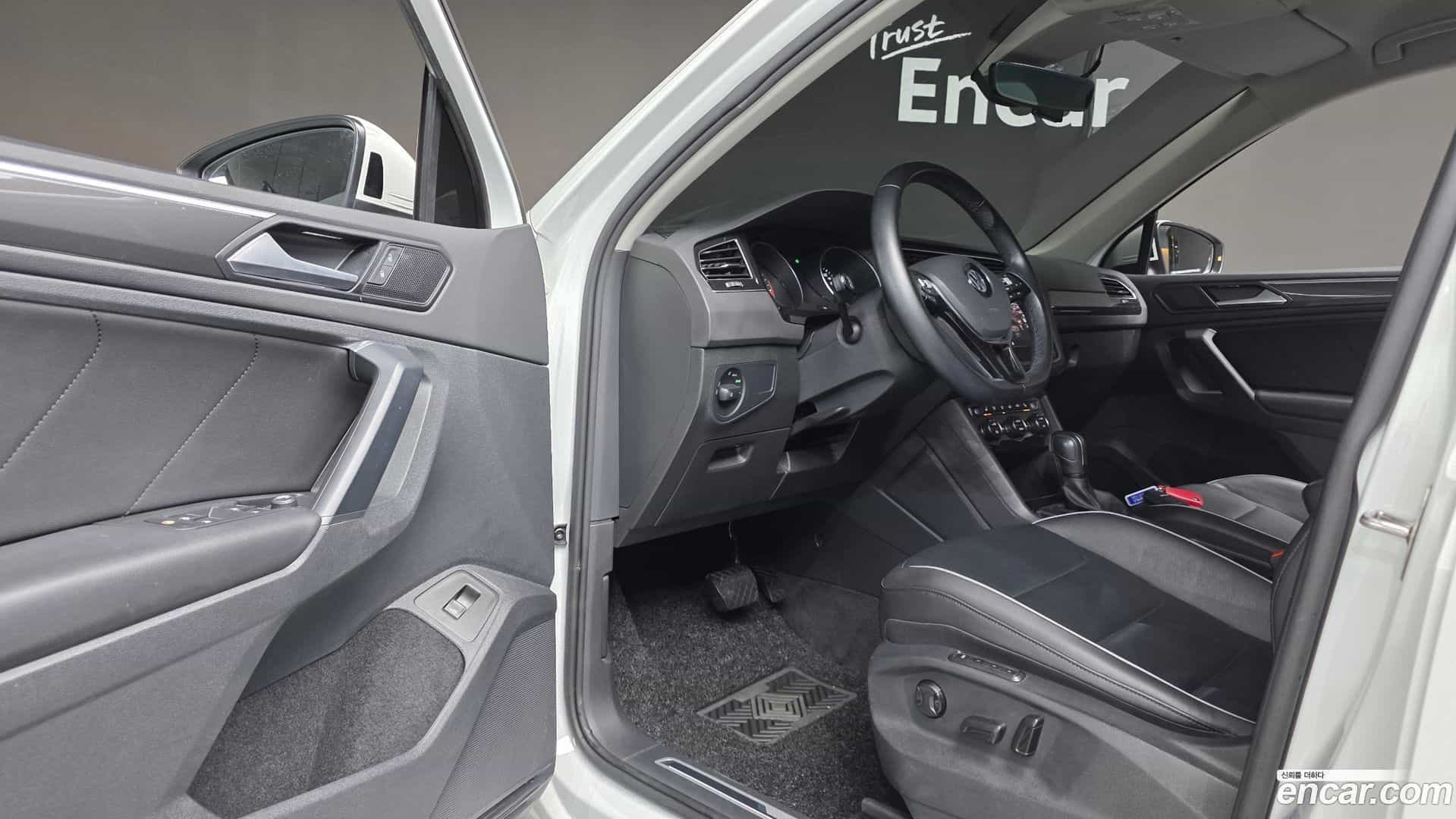 Tiguan Volkswagen 2020.2-OPTION-015