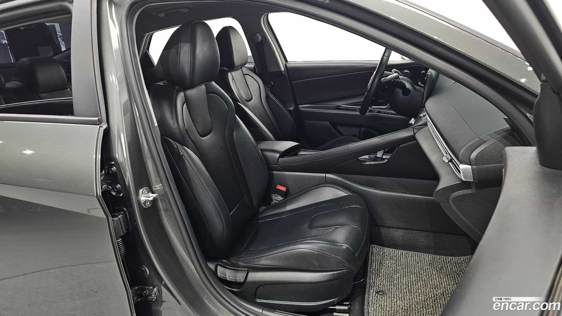 AVANTE Hyundai 2024.0-INNER-010