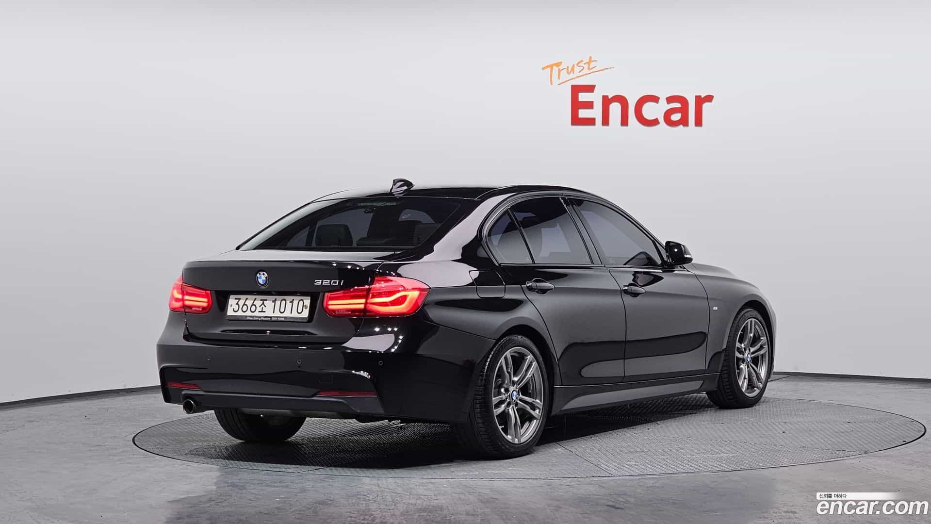 3-Series BMW 2018.3-OUTER-002