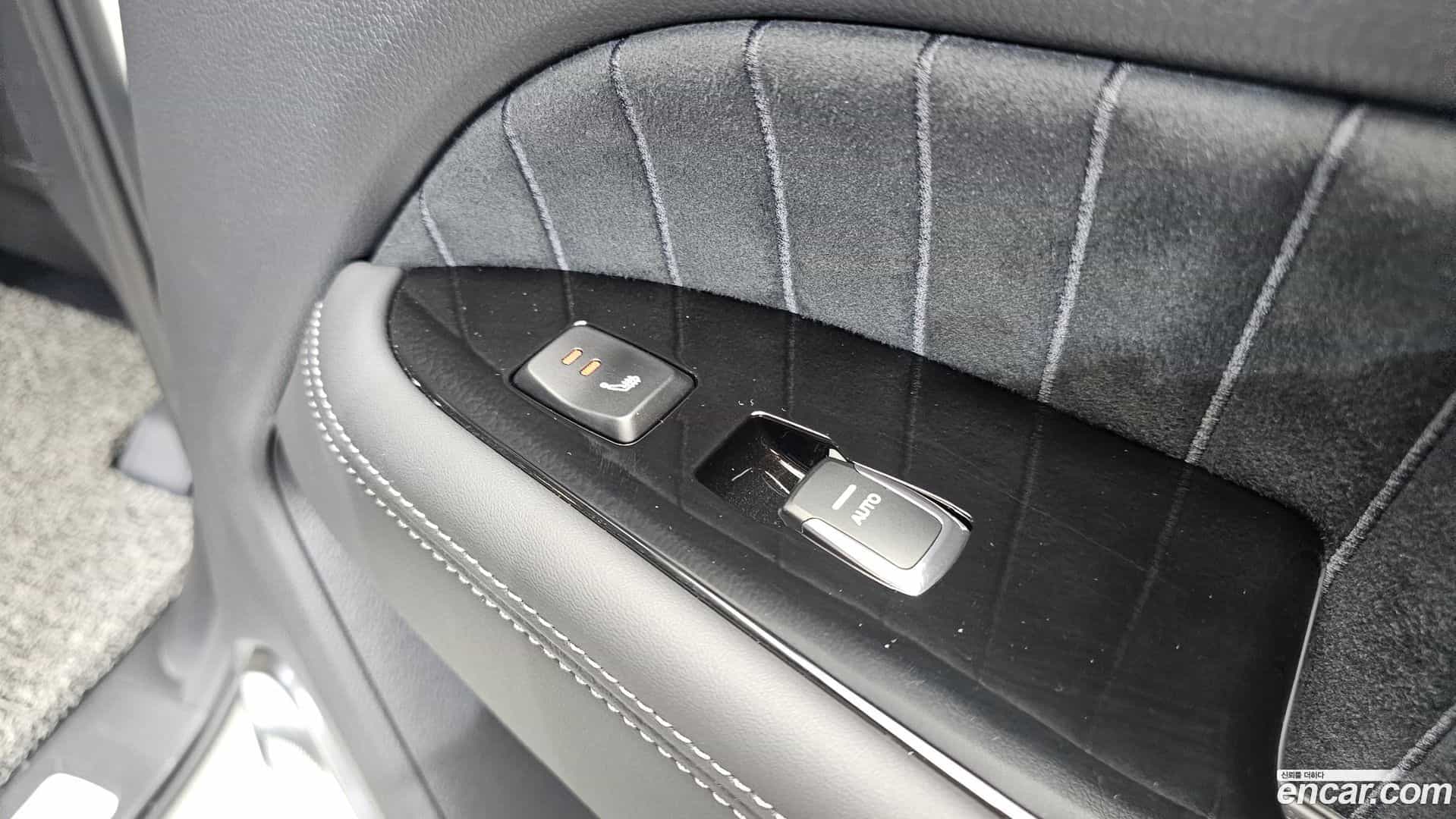 Rexton KG Mobility 2025.9-OPTION-023