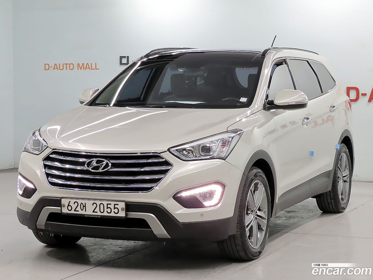 Main__Slider__Photo:Maxcruz Hyundai 2014.0-0
