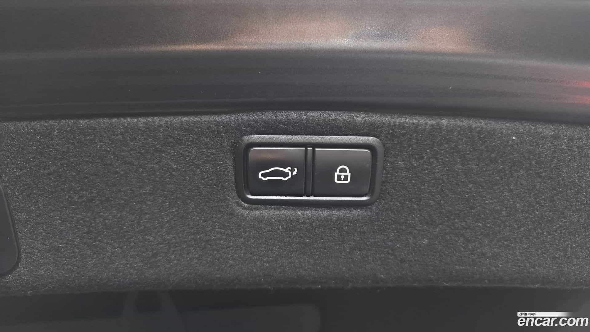 G80 Genesis 2017.10-OPTION-024