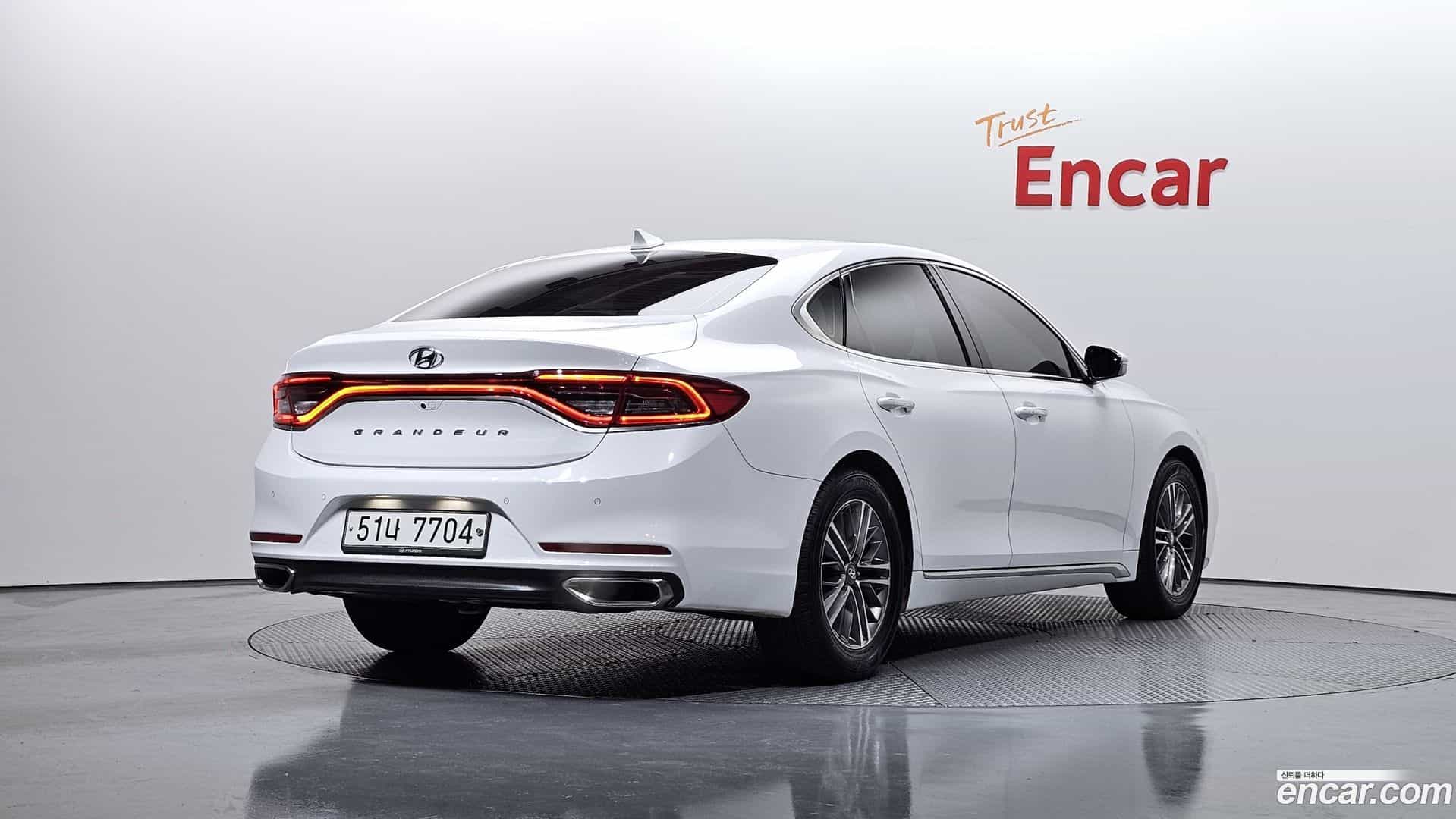 Grandeur Hyundai 2019.6-OUTER-002