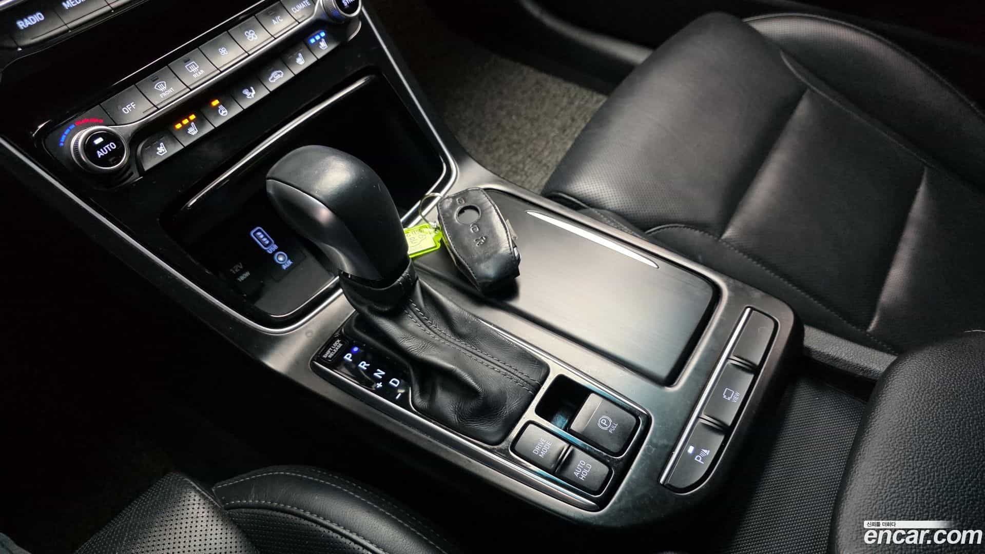 Grandeur Hyundai 2019.6-INNER-009