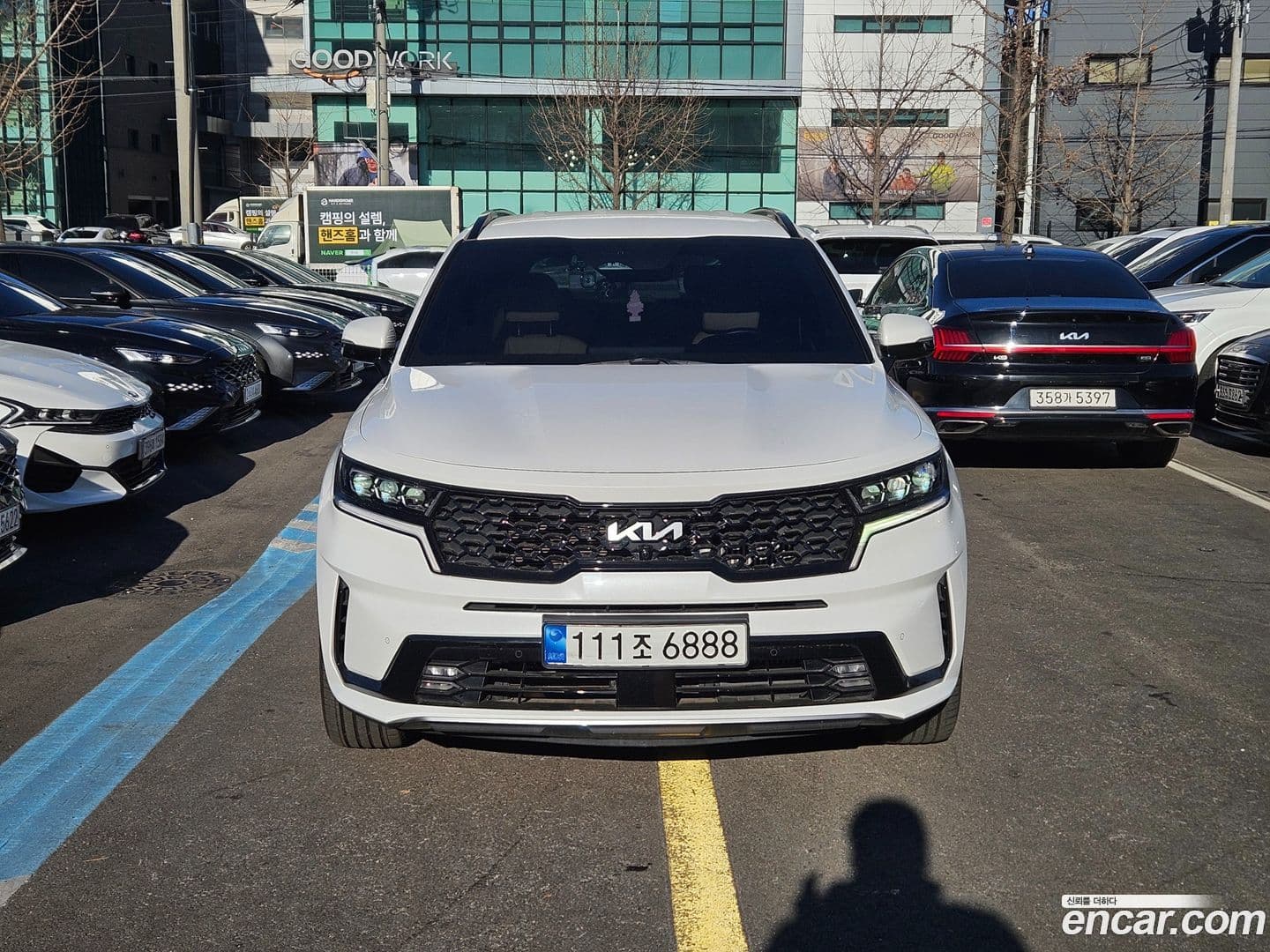 Main__Slider__Photo:Sorento Kia 2022.6-0