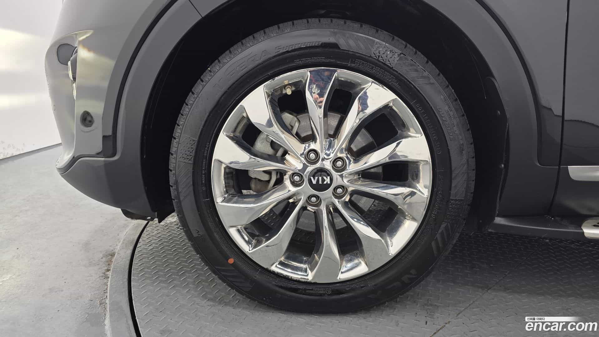 Sorento Kia 2017.8-OUTER-005