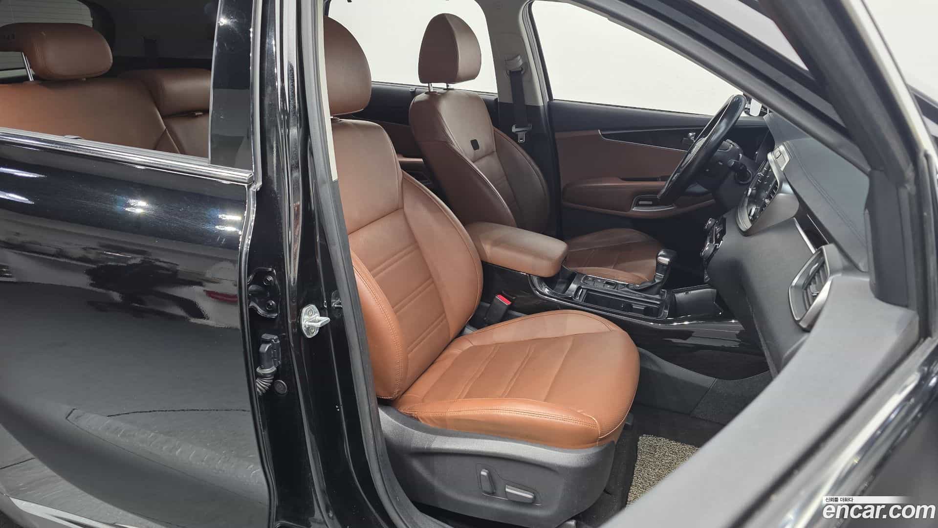Sorento Kia 2017.8-INNER-010