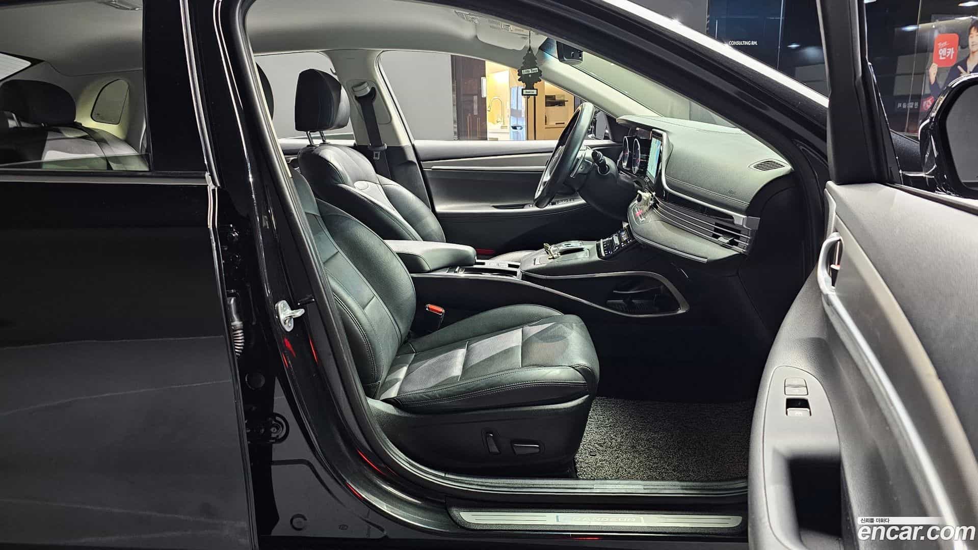 Grandeur Hyundai 2020.11-INNER-010