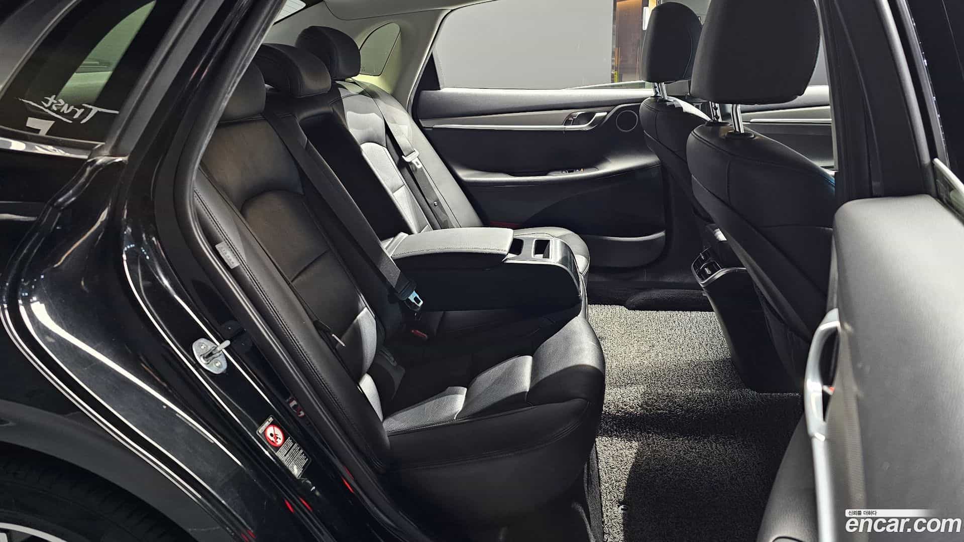 Grandeur Hyundai 2020.11-OPTION-016