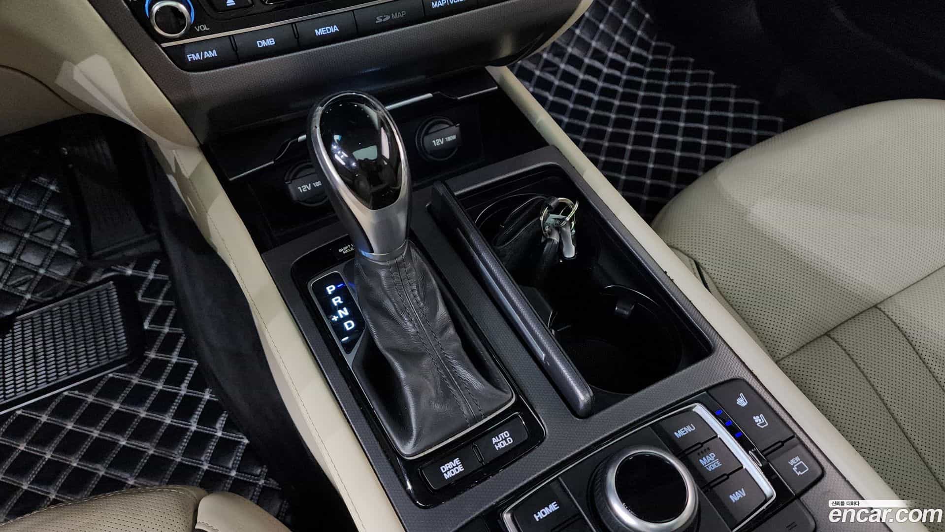 Genesis Hyundai 2016.3-INNER-009