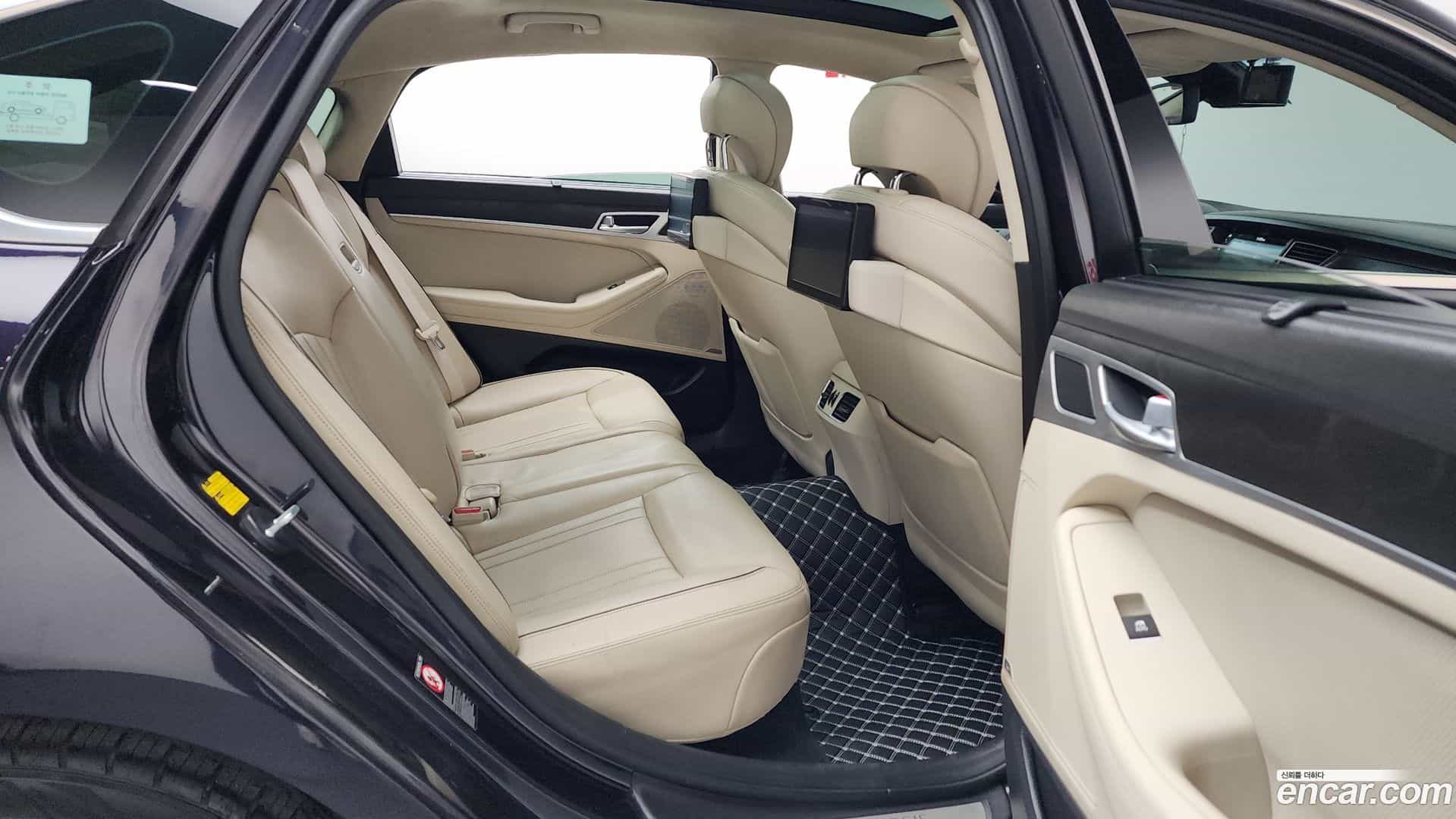 Genesis Hyundai 2016.3-OPTION-016