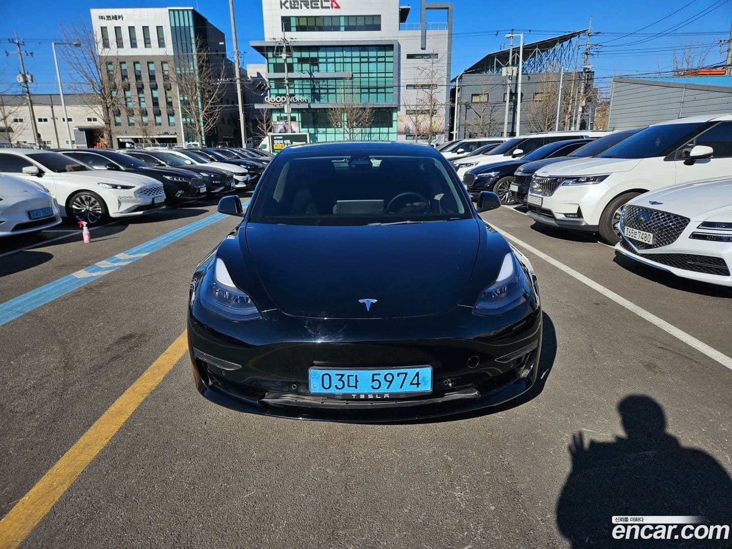 Main__Slider__Photo:Model 3 Tesla 2022.5-0
