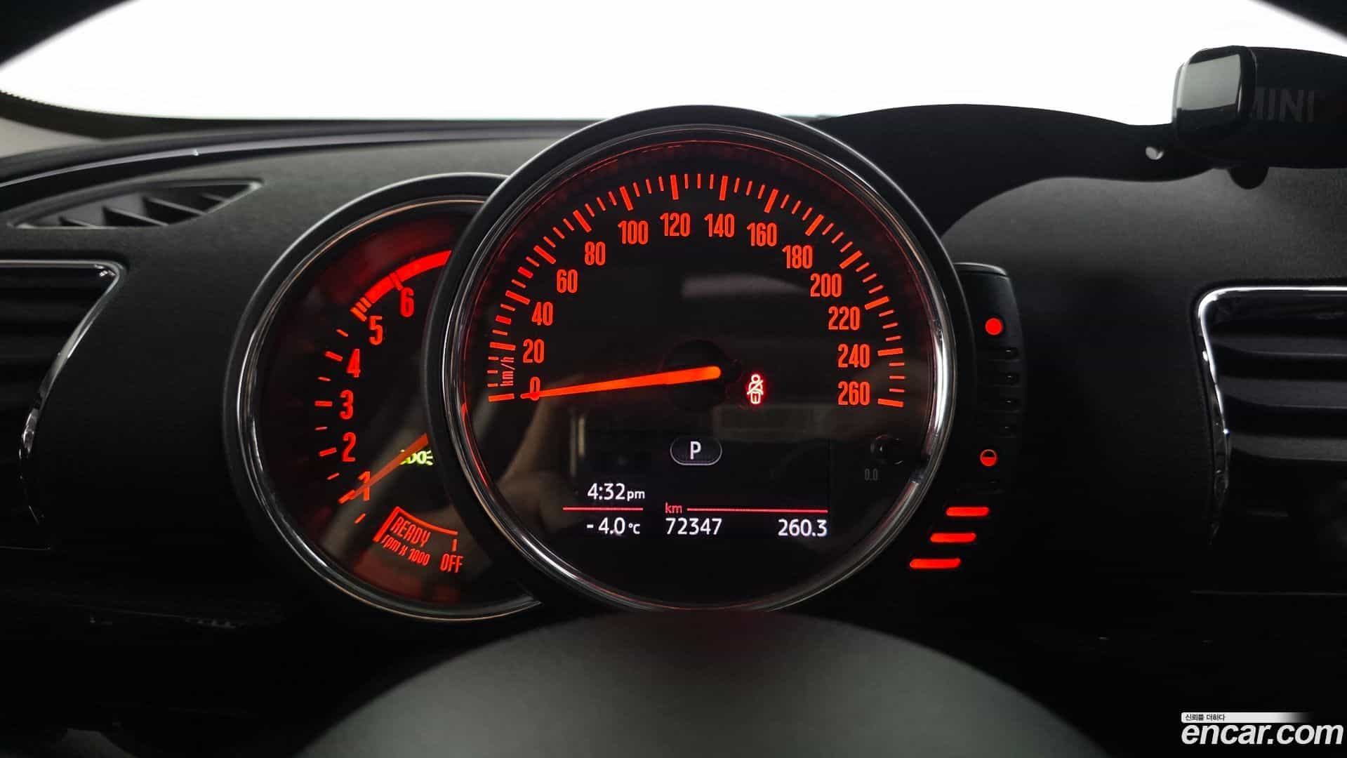 Clubman Mini 2016.10-INNER-008