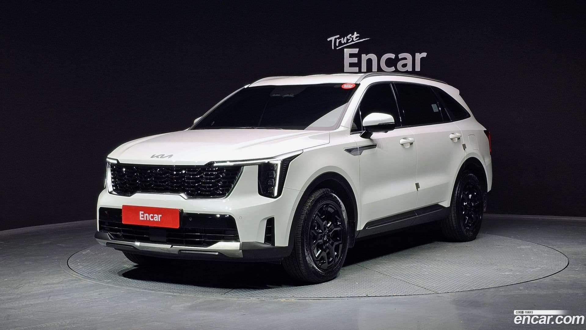 Main__Slider__Photo:Sorento Kia 2023.9-0