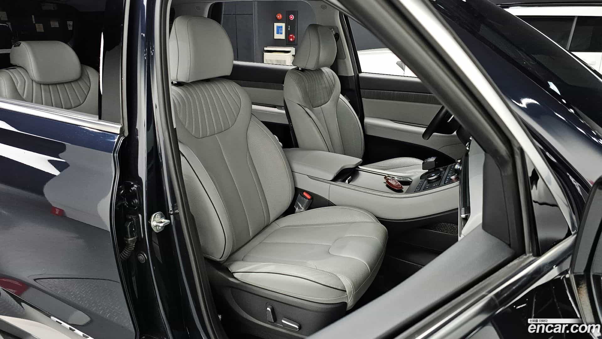 Palisade Hyundai 2023.8-INNER-010