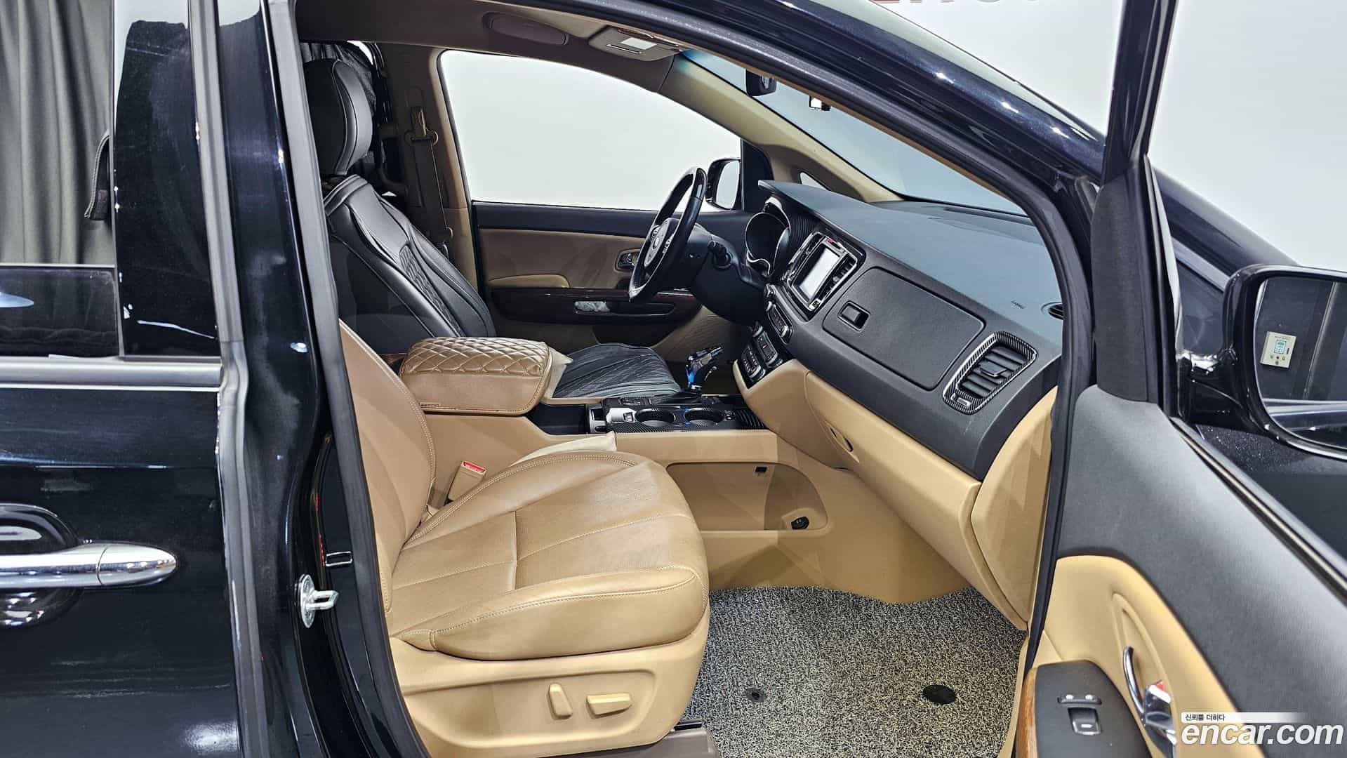 Canival Kia 2016.4-OPTION-015