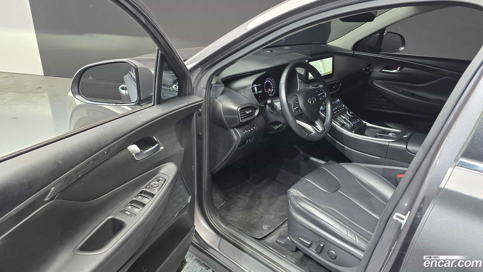 Santafe Hyundai 2022.2-INNER-010
