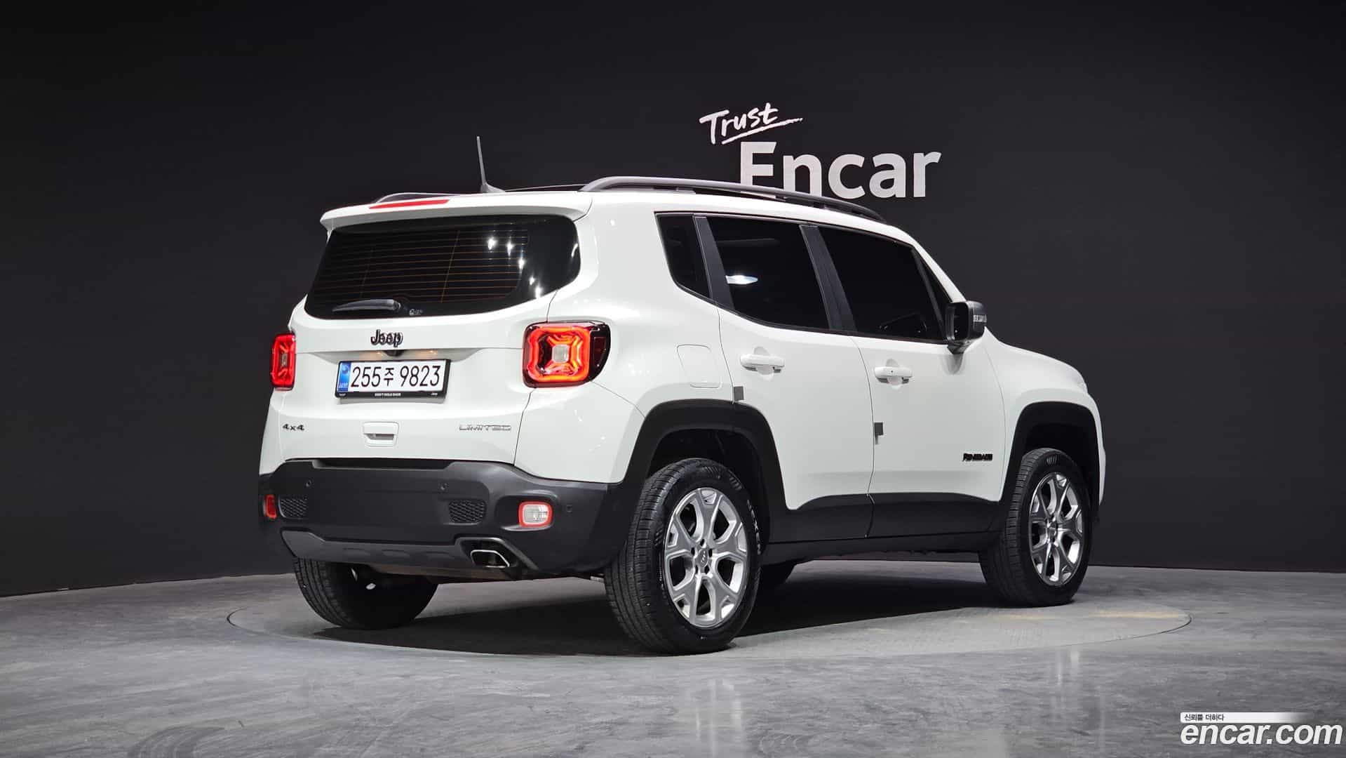 Renegade Jeep 2021.4-OUTER-002