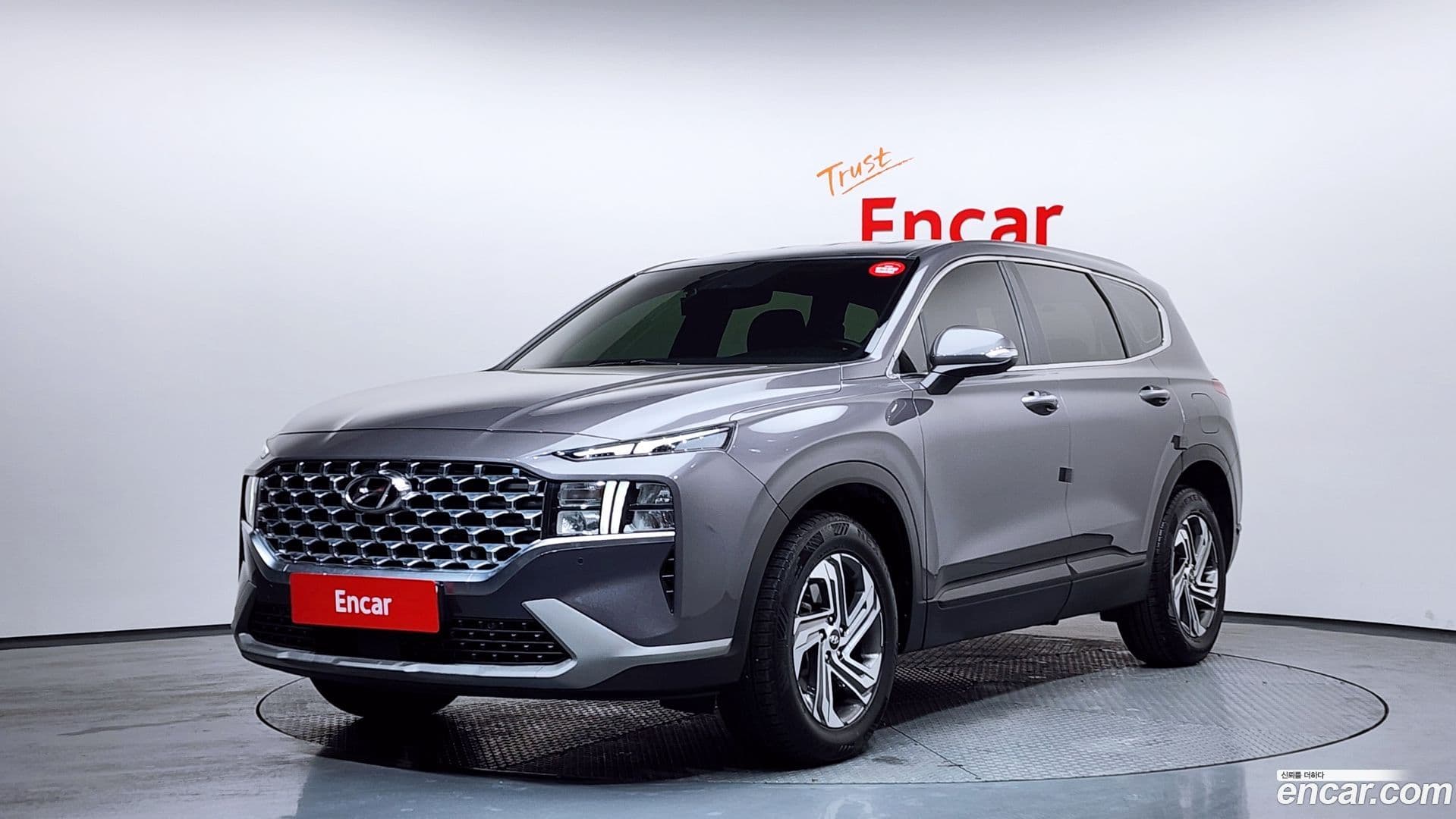 Main__Slider__Photo:Santafe Hyundai 2021.0-0