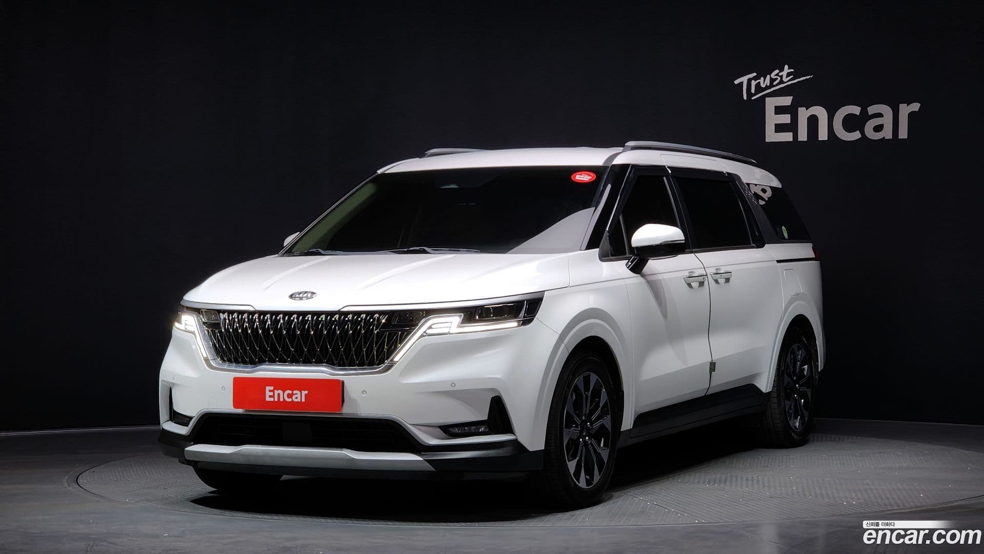 Main__Slider__Photo:Canival Kia 2021.0-0