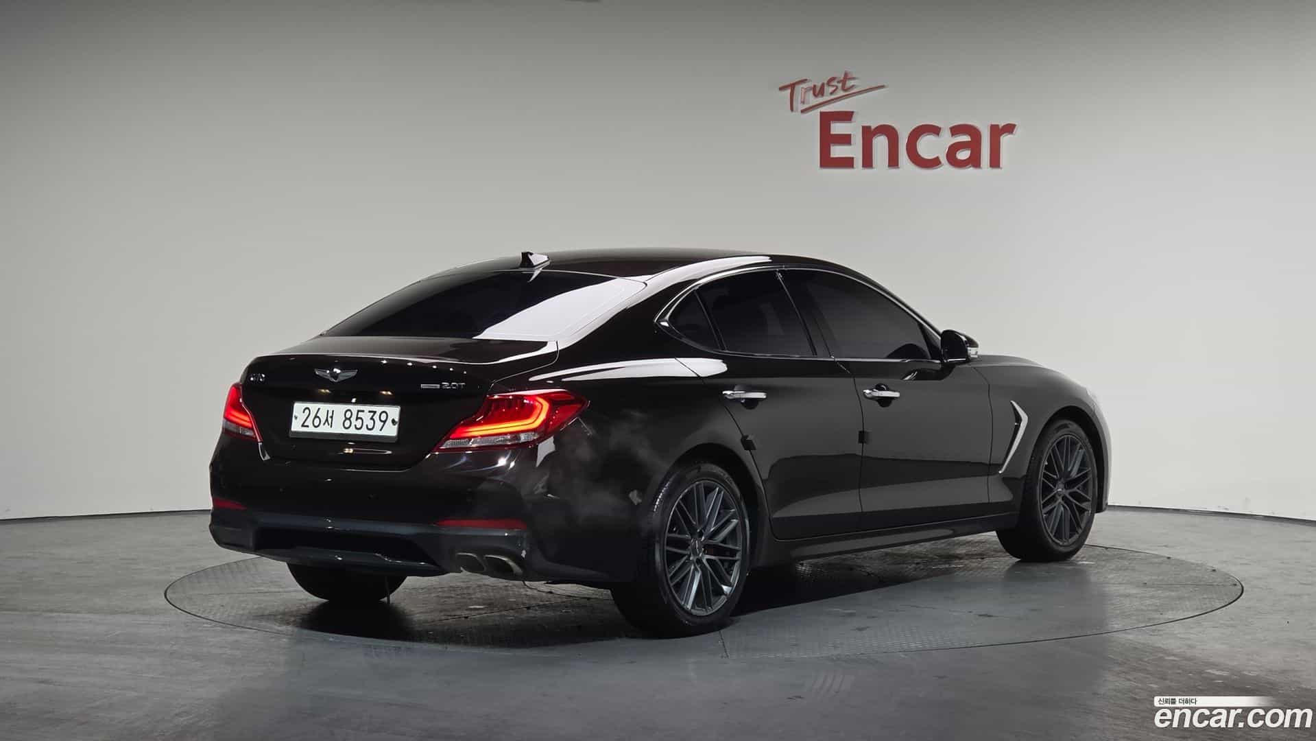 G70 Genesis 2018.10-OUTER-002