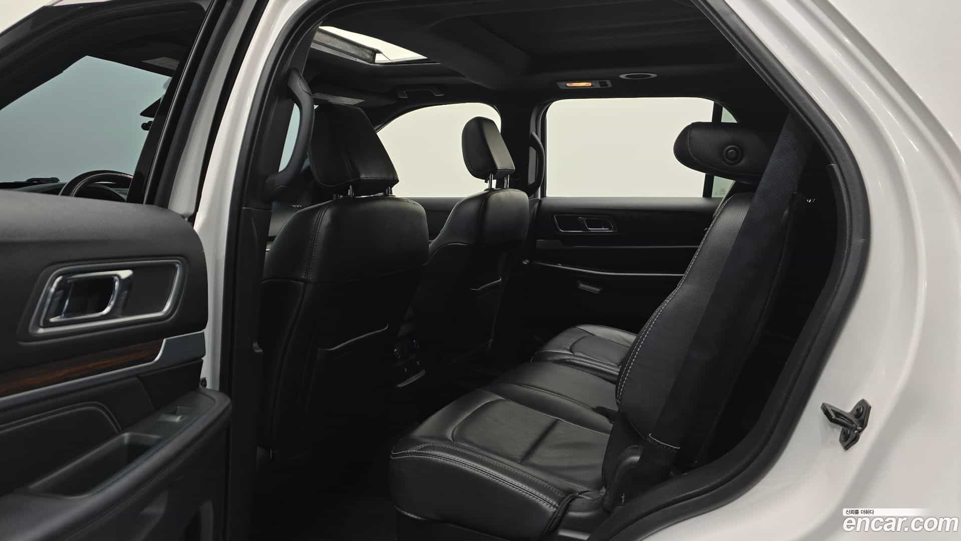 Explorer Ford 2018.1-OPTION-016