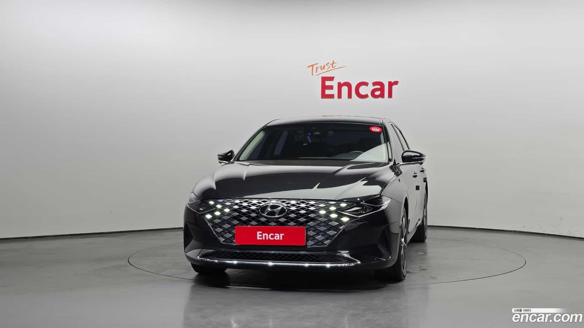 Grandeur Hyundai 2021.0-OUTER-003