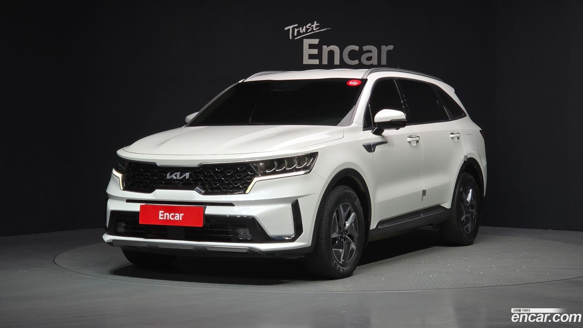Main__Slider__Photo:Sorento Kia 2022.2-0