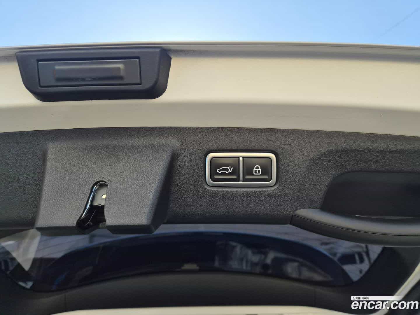 Sorento Kia 2022.0-OPTION-024