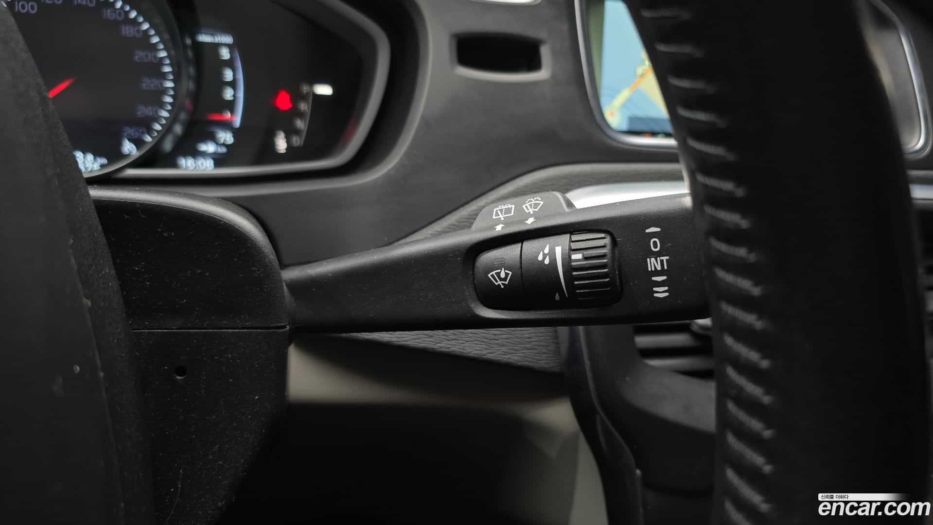 V40 Volvo 2016.5-OPTION-021