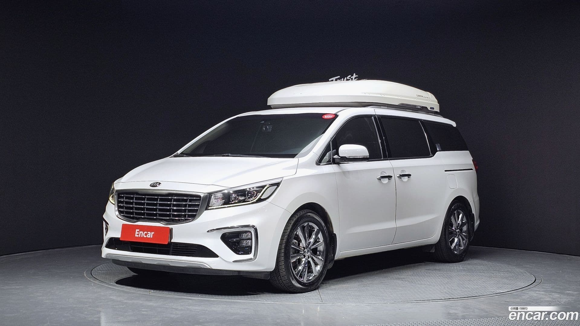 Main__Slider__Photo:Canival Kia 2020.0-0