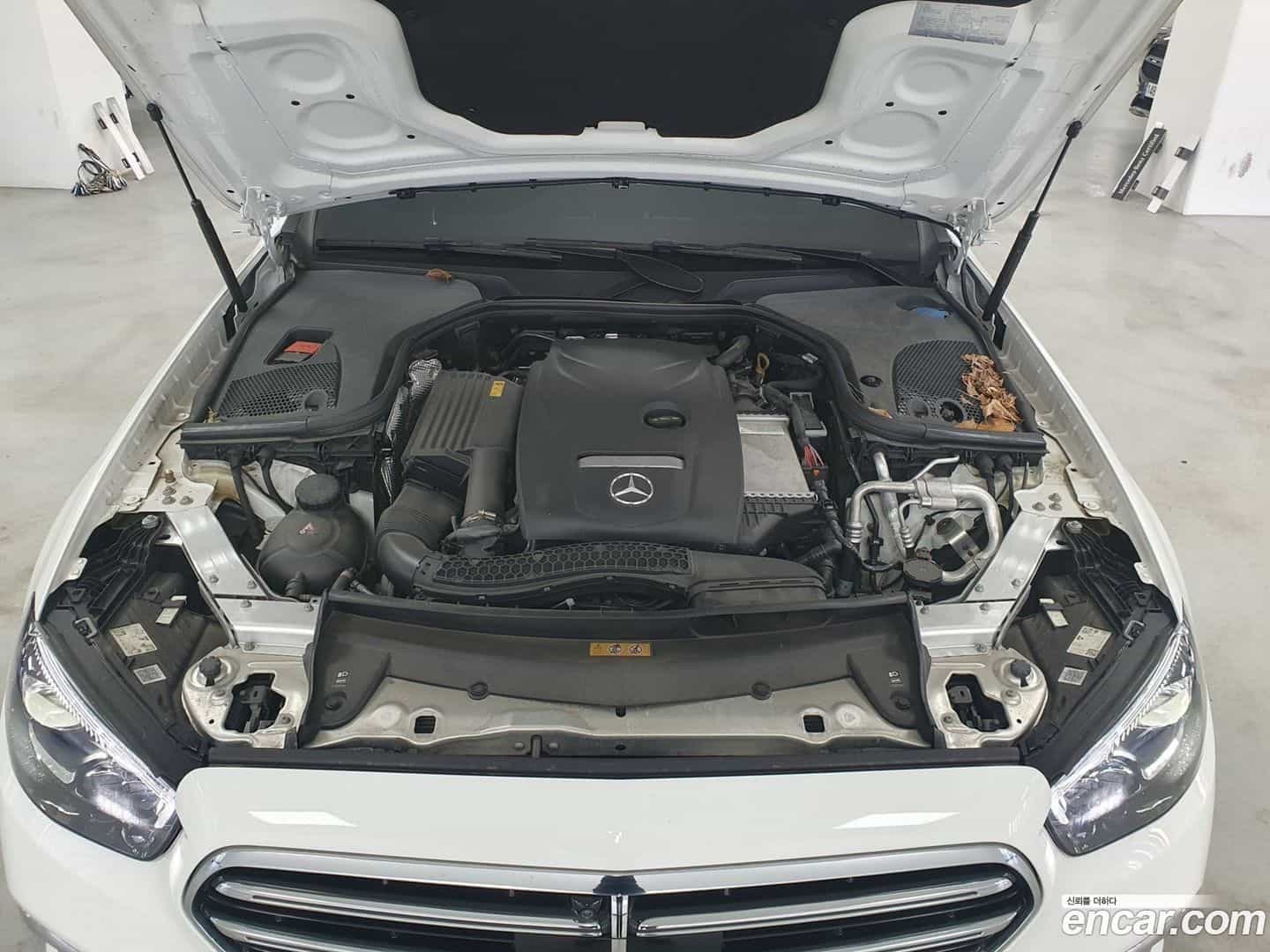 E-Class Mercedes-Benz 2023.5-INNER-006