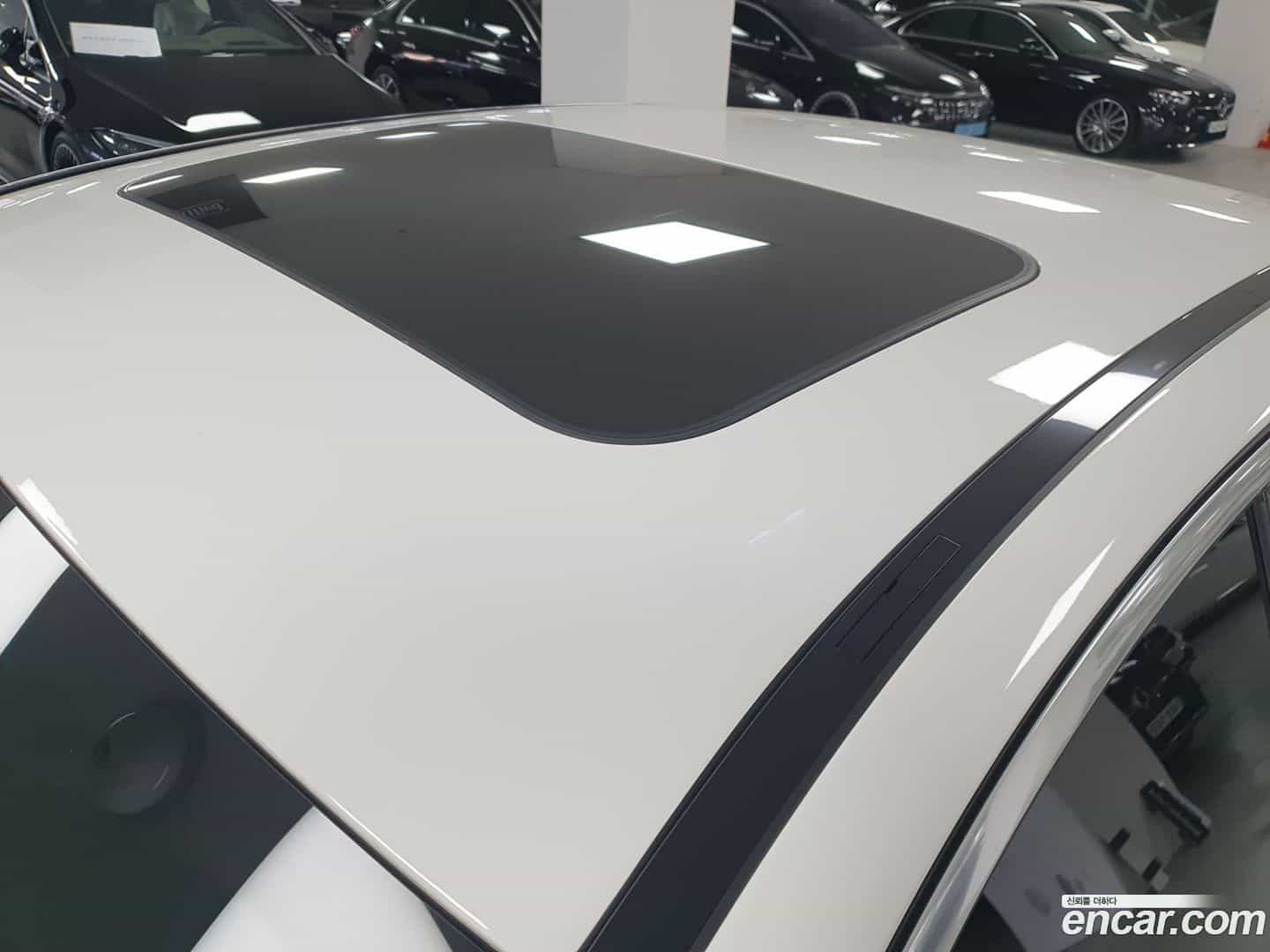 E-Class Mercedes-Benz 2023.5-OPTION-016