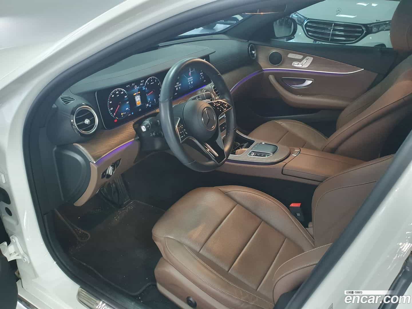 E-Class Mercedes-Benz 2023.5-OPTION-017