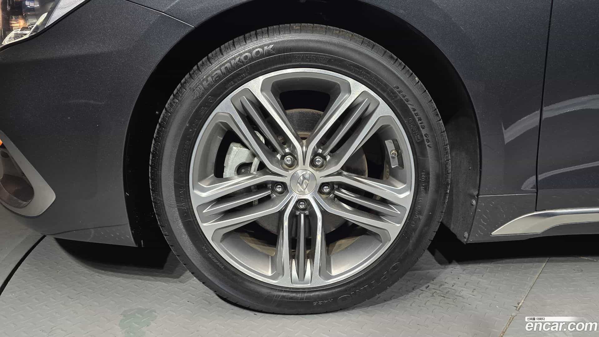 Grandeur Hyundai 2018.11-OUTER-005