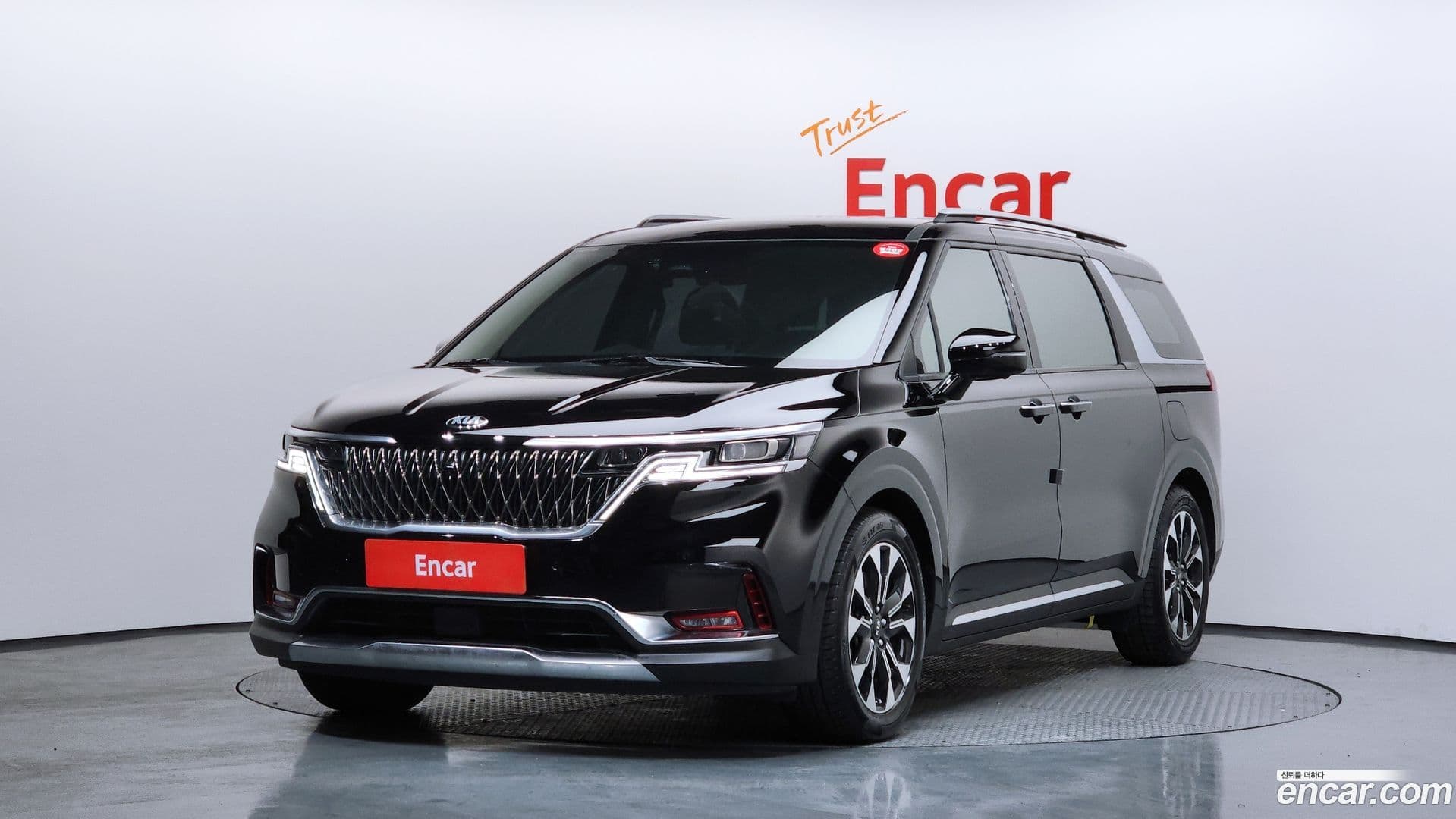 Main__Slider__Photo:Canival Kia 2020.9-0