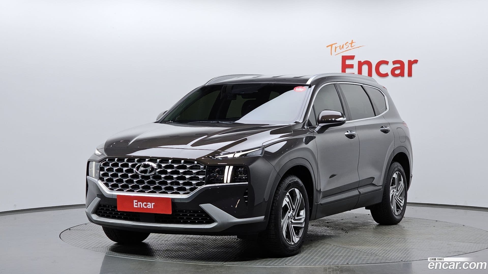 Main__Slider__Photo:Santafe Hyundai 2021.0-0