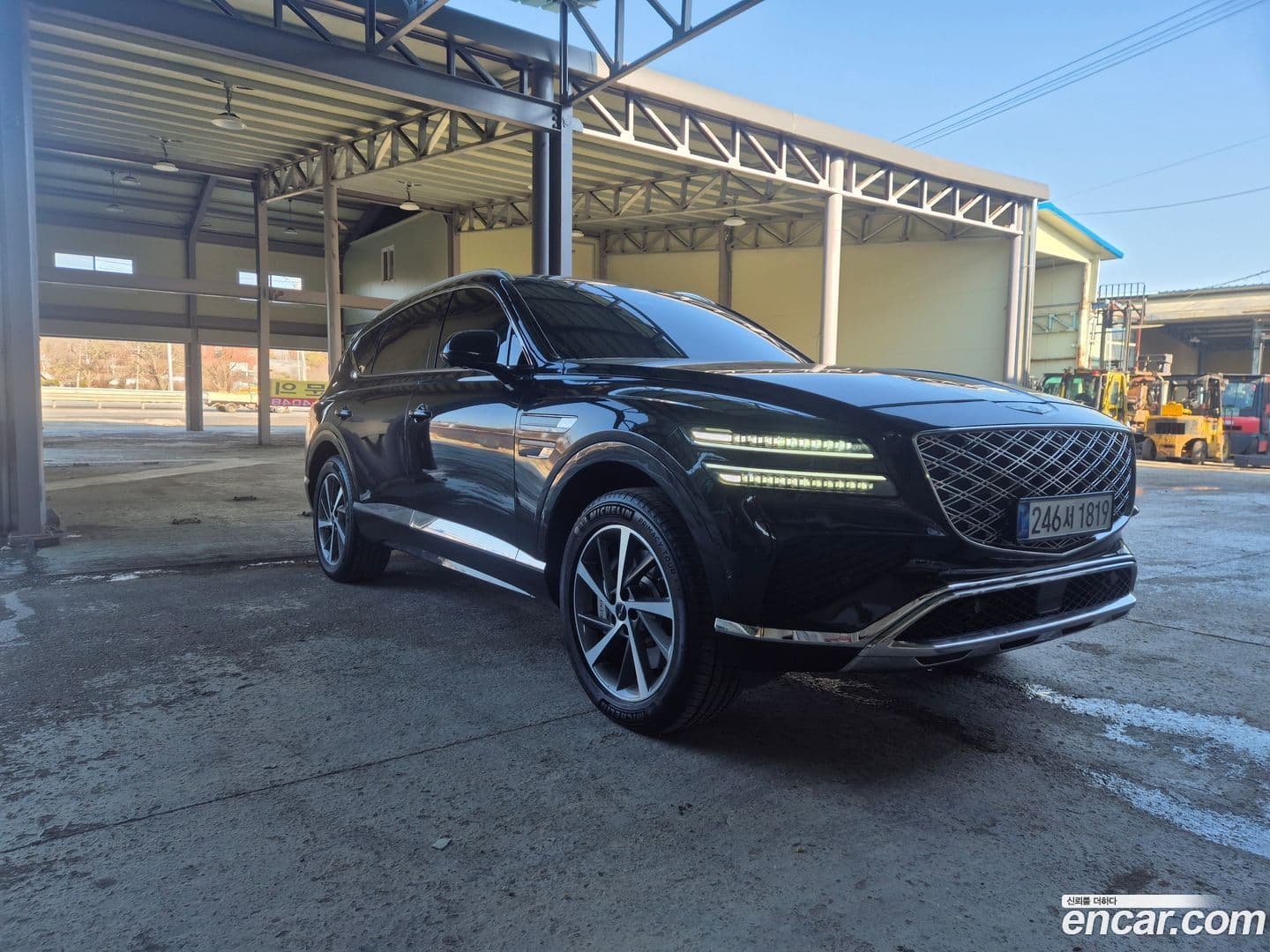Main__Slider__Photo:GV80 Genesis 2025.0-0
