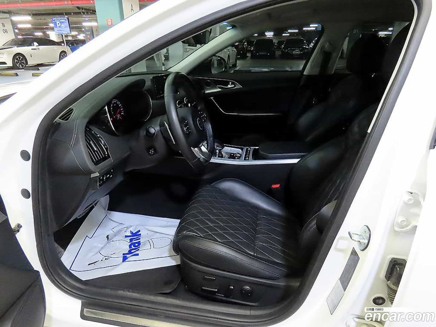 Stinger Kia 2021.3-INNER-006