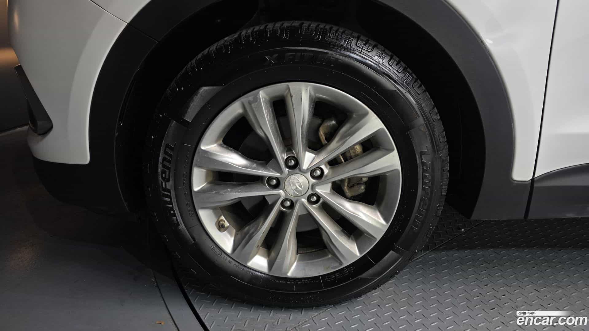 Santafe Hyundai 2015.7-OUTER-005