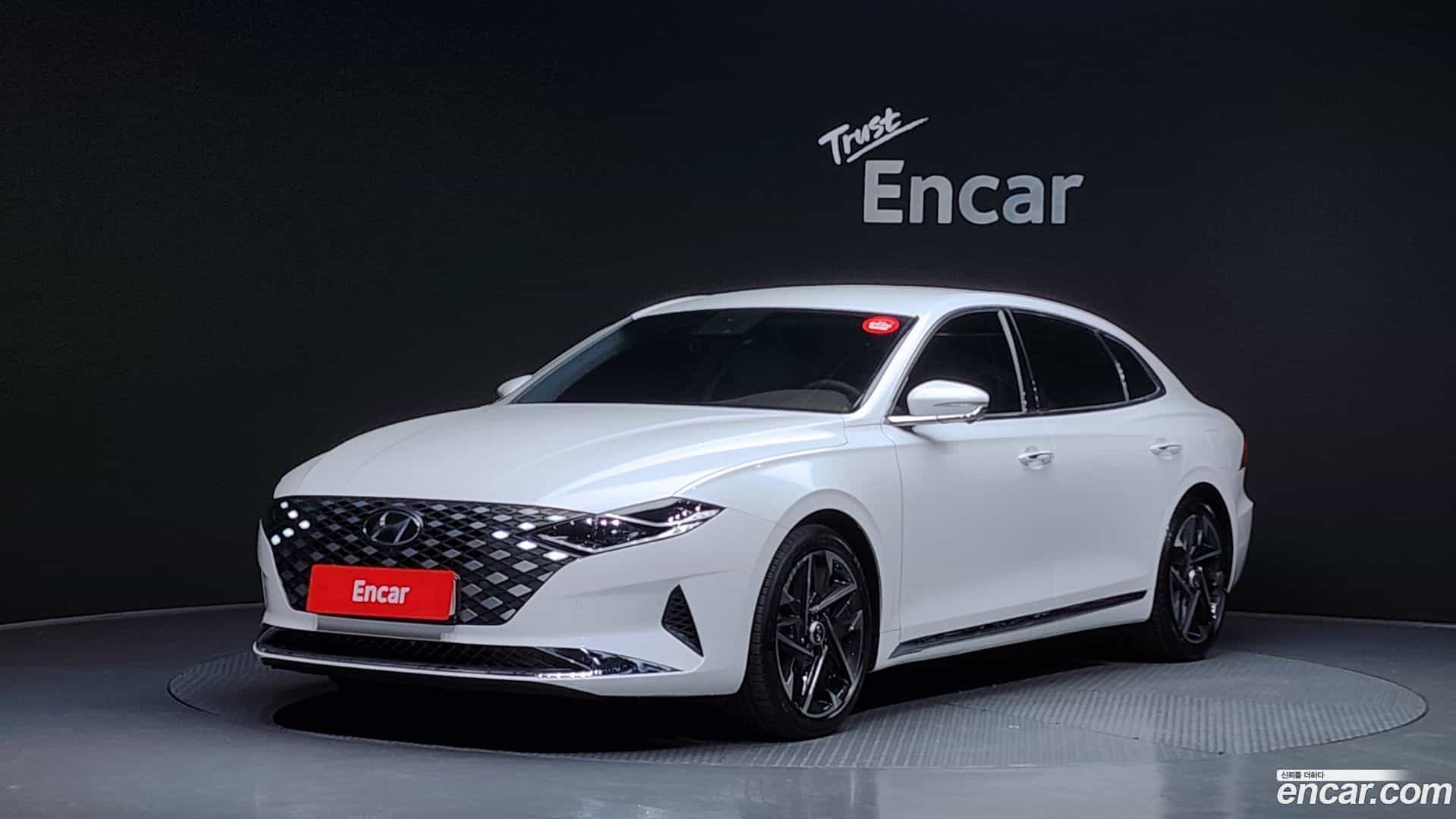 Grandeur Hyundai 2021.0-OUTER-001