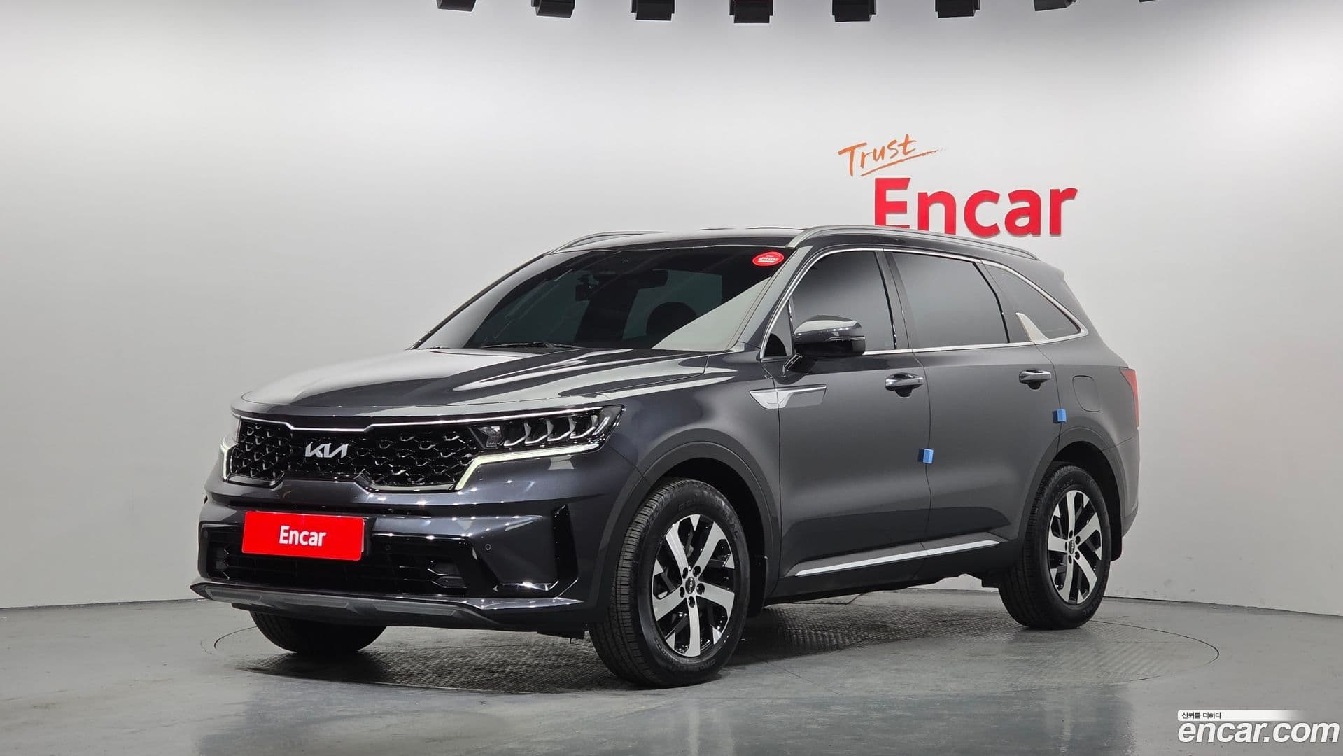 Main__Slider__Photo:Sorento Kia 2021.11-0