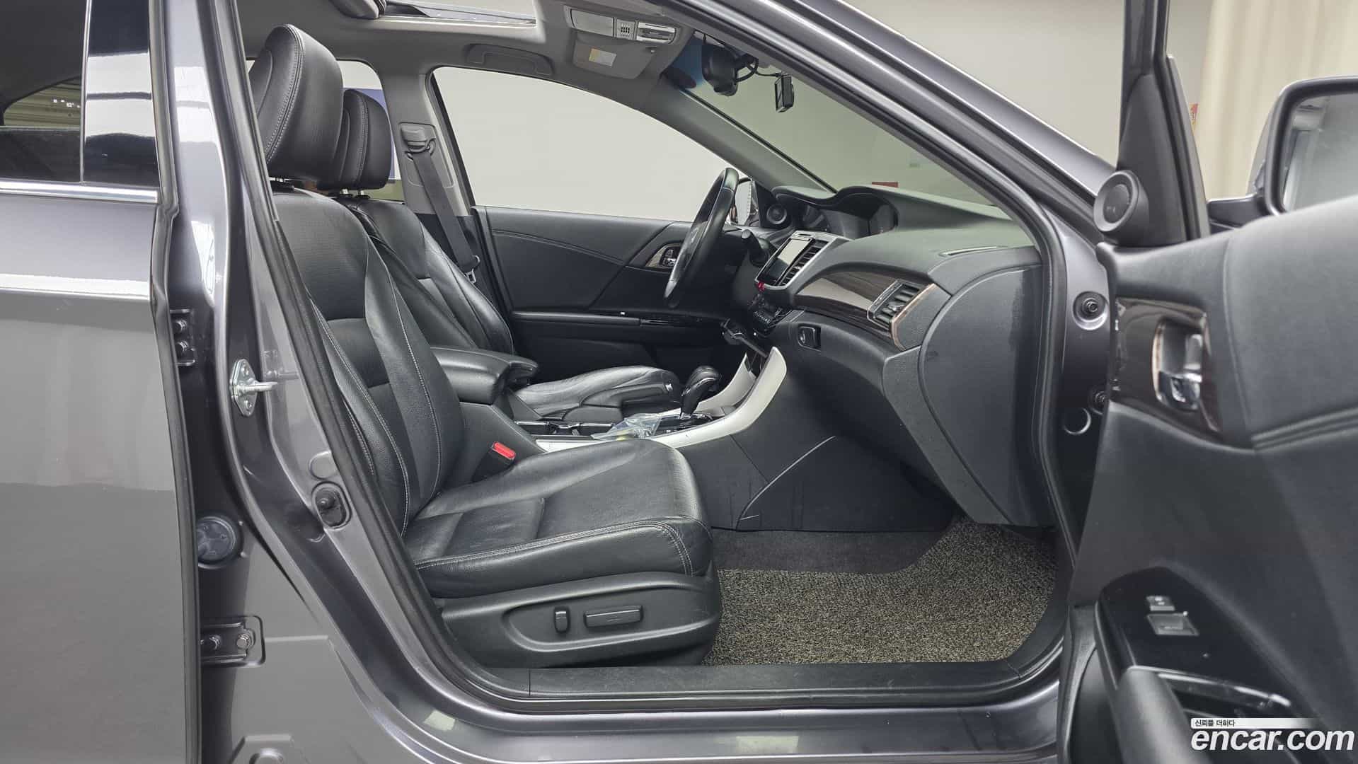 Accord Honda 2017.3-OPTION-015