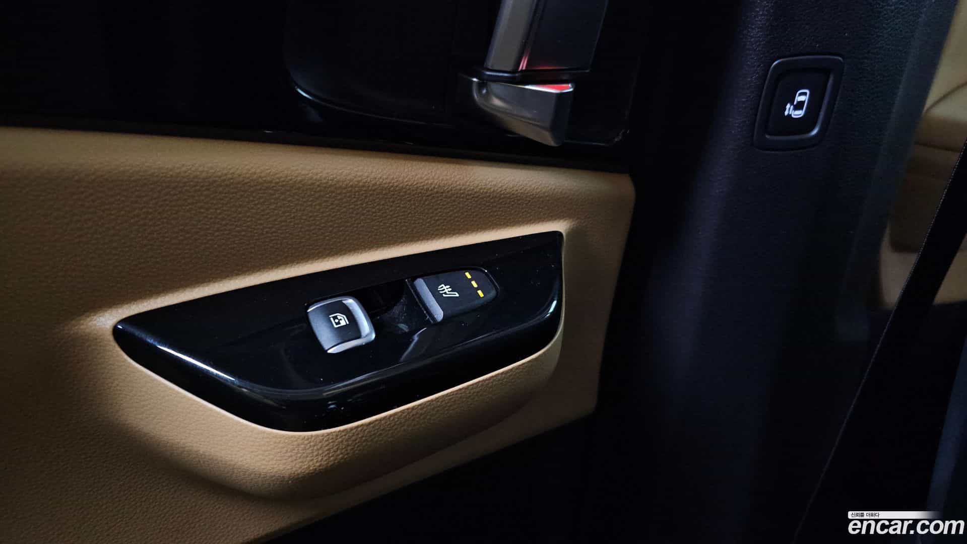 Canival Kia 2022.9-OPTION-023