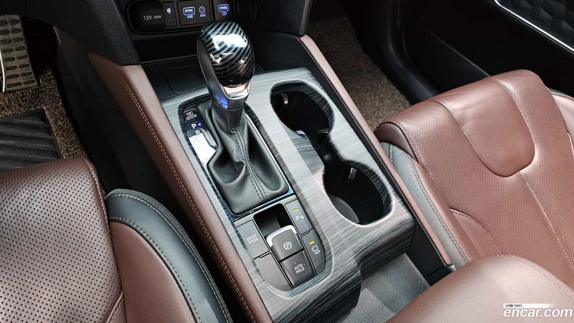 Santafe Hyundai 2020.1-INNER-009