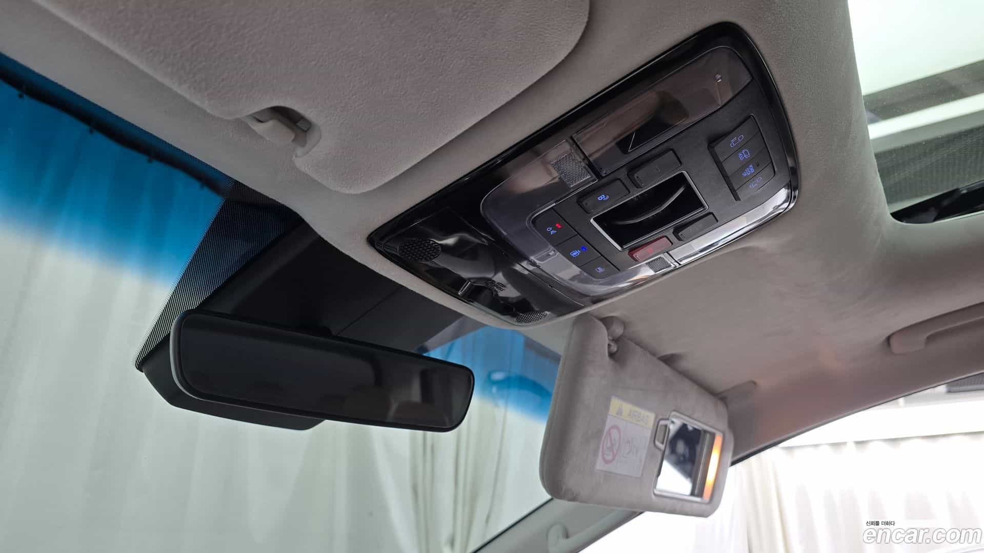 Staria Hyundai 2023.7-OPTION-021