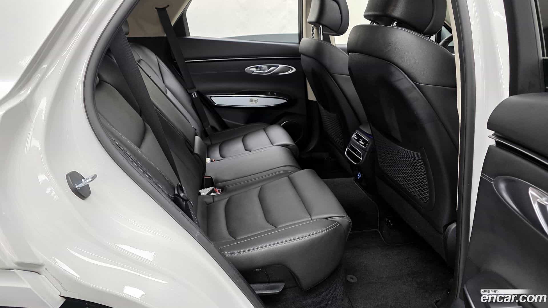 GV70 Genesis 2022.4-OPTION-016