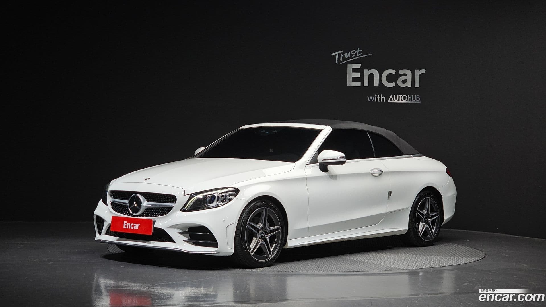 Main__Slider__Photo:C-Class Mercedes-Benz 2021.10-0